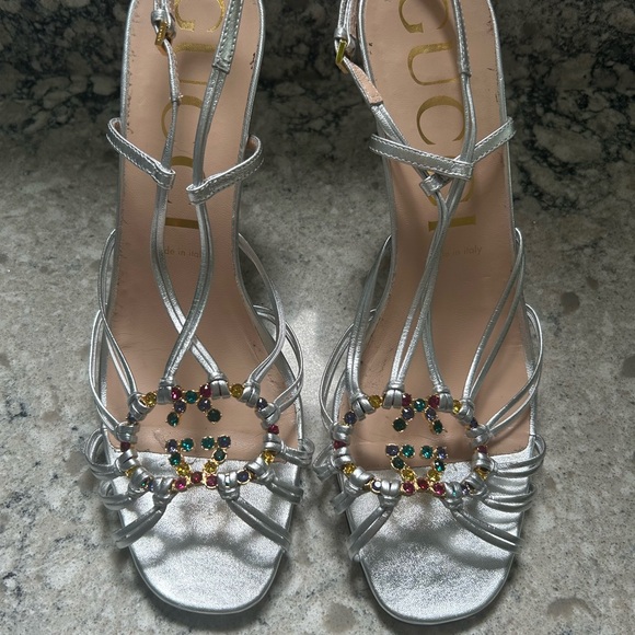 COPY - Gucci silver heels with multi-colored jewels. Unique and eye-catching. - Picture 1 of 6